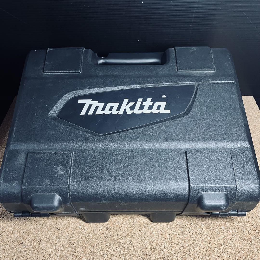 マキタ 14.4V充電式インパクトドライバー