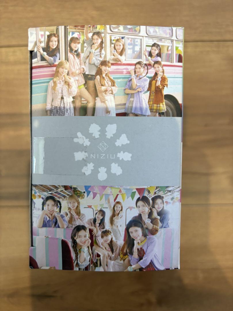 新品未開封　たまごっちスマート　NiziUスペシャルセット
