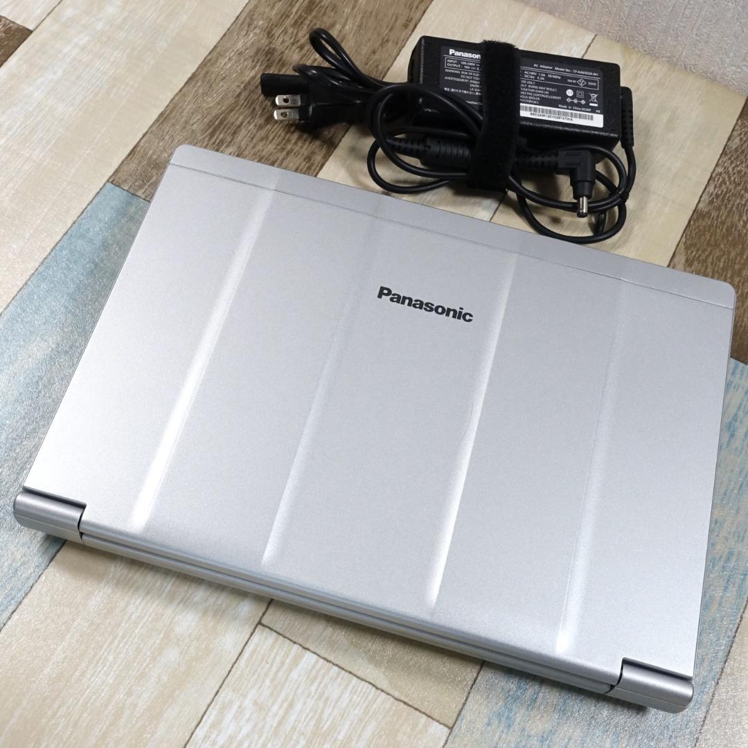 美品で日本製の驚速モバイル✨第８世代コアｉ５に高速ＳＳＤ２５６Ｇ＆８Ｇ✨フルＨＤ 超軽量の驚速モバイル／第8世代コアi5に超高速SSD＆フル