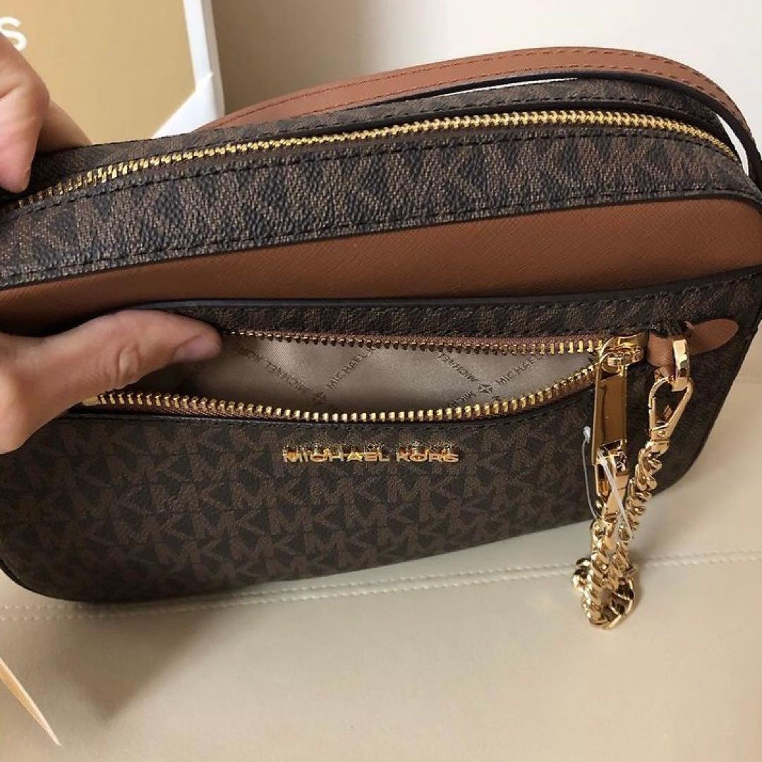 新品 正規品☆MICHAEL KORS ショルダーバッグ ブラウン レザー 新品 正規品☆MICHAEL KORS ショルダーバッグ ブラウン レザー