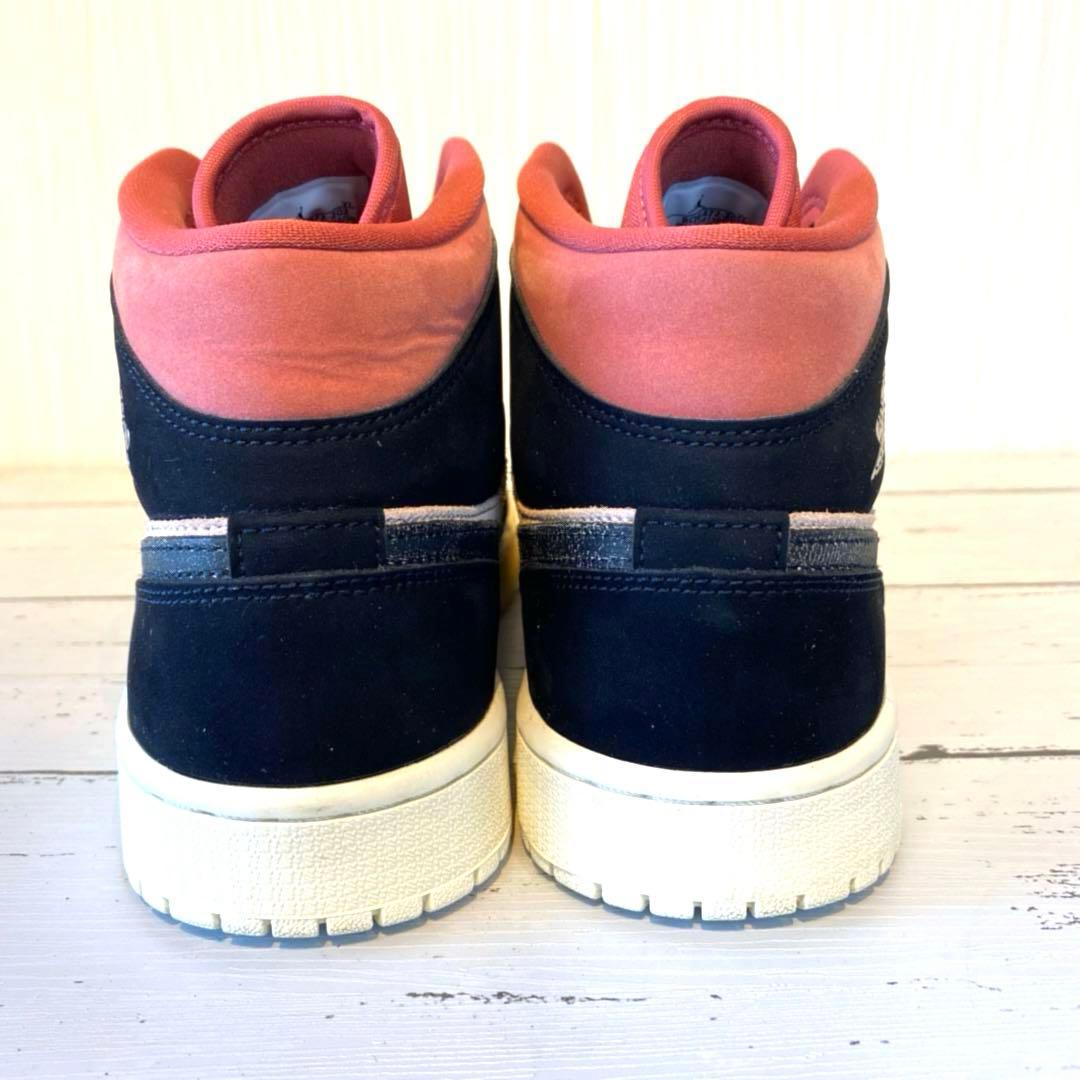 【超美品⭐️】AIR JORDAN 1 MID ⭐️エアジョーダン 1 スニーカー⭐️ 【超美品⭐️】AIR JORDAN 1 MID ⭐️エアジョーダン 1 スニーカー⭐️