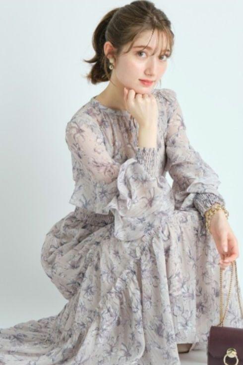 アプワイザーリッシェ 美品 ニュアンスフラワープリントワンピース ピンクベージュ