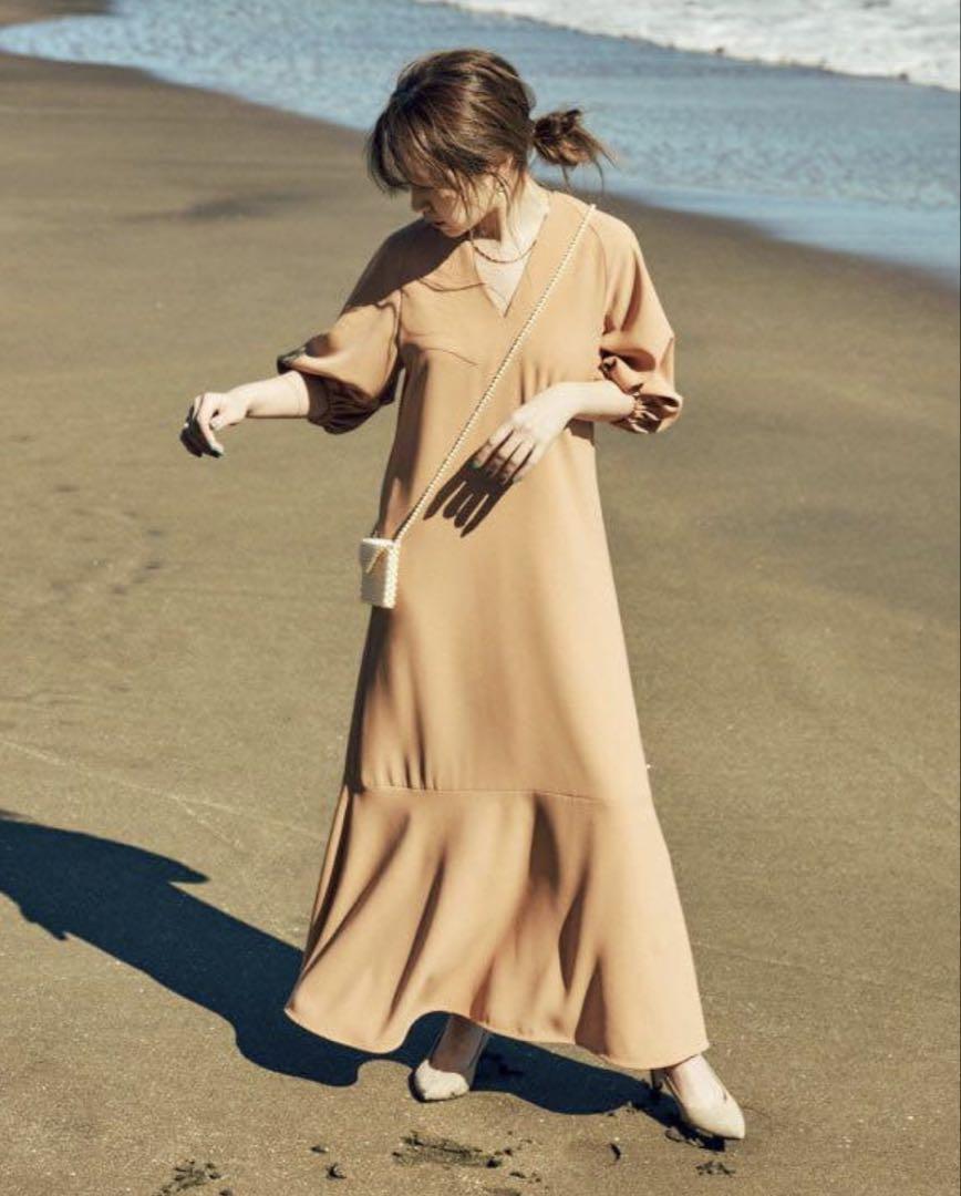 《完売商品》JOIEVE リリーフレアワンピース　38