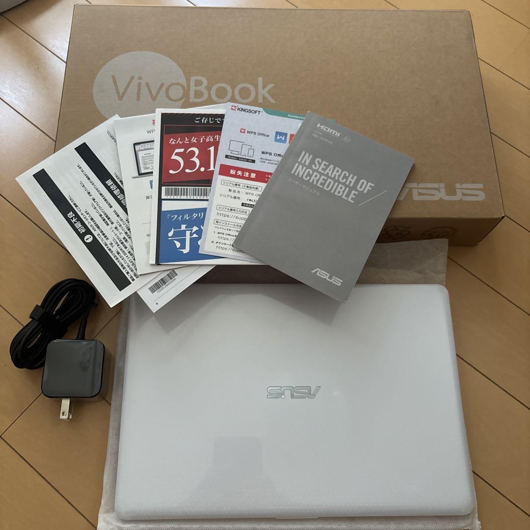新品同様 ASUS エイスース ノートPC E203MA-4000W2