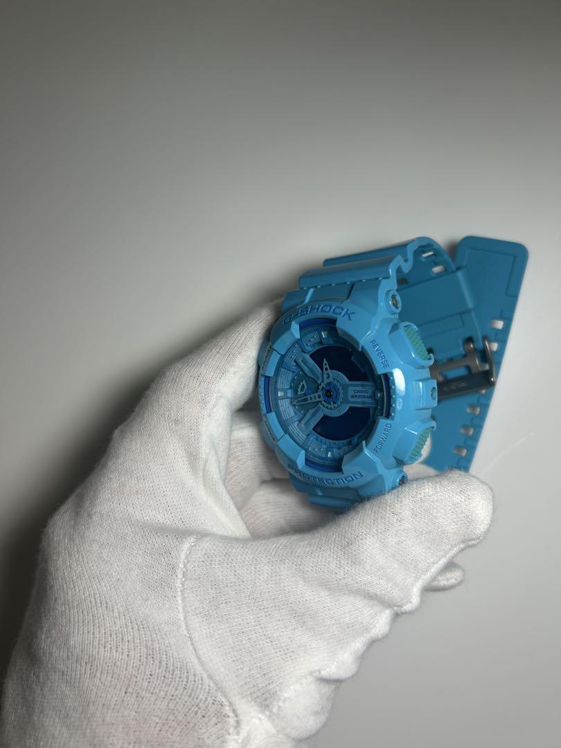美品　G-SHOCK ga110b 水色