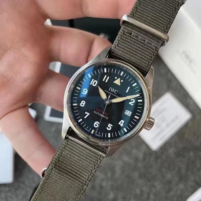 IWC パイロットウォッチオートマティック IW326801 SS 自動巻