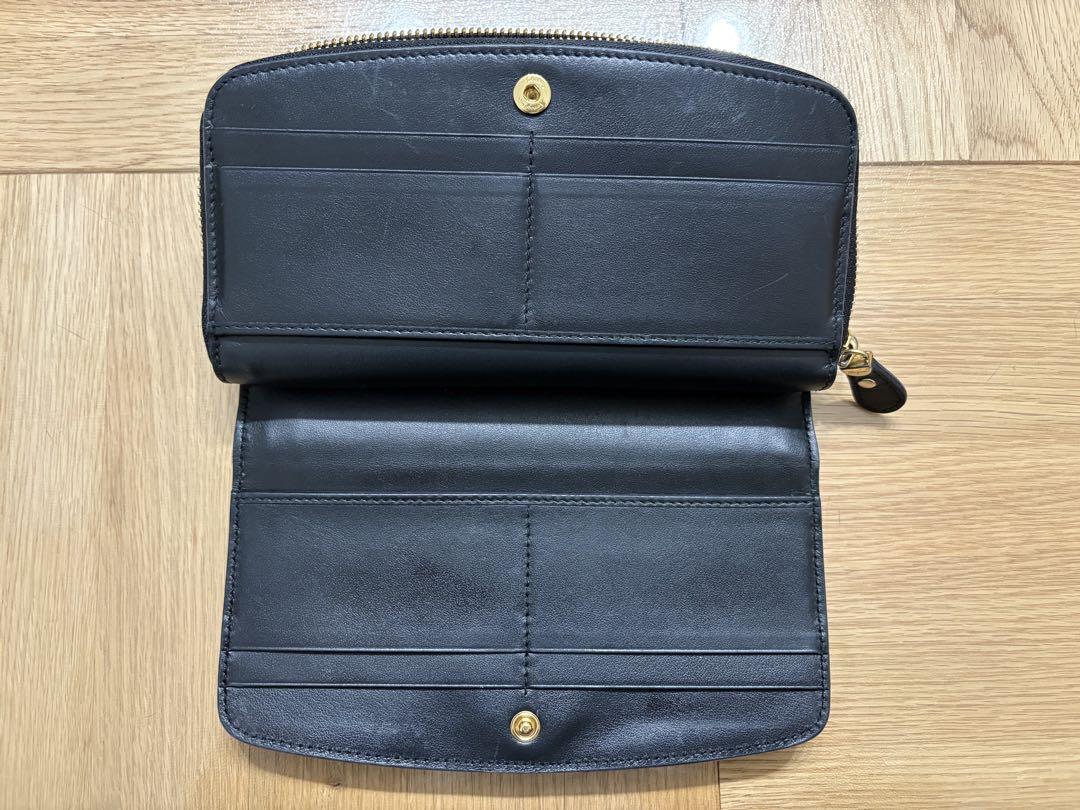 フェラガモ　長財布　黒　ブラック