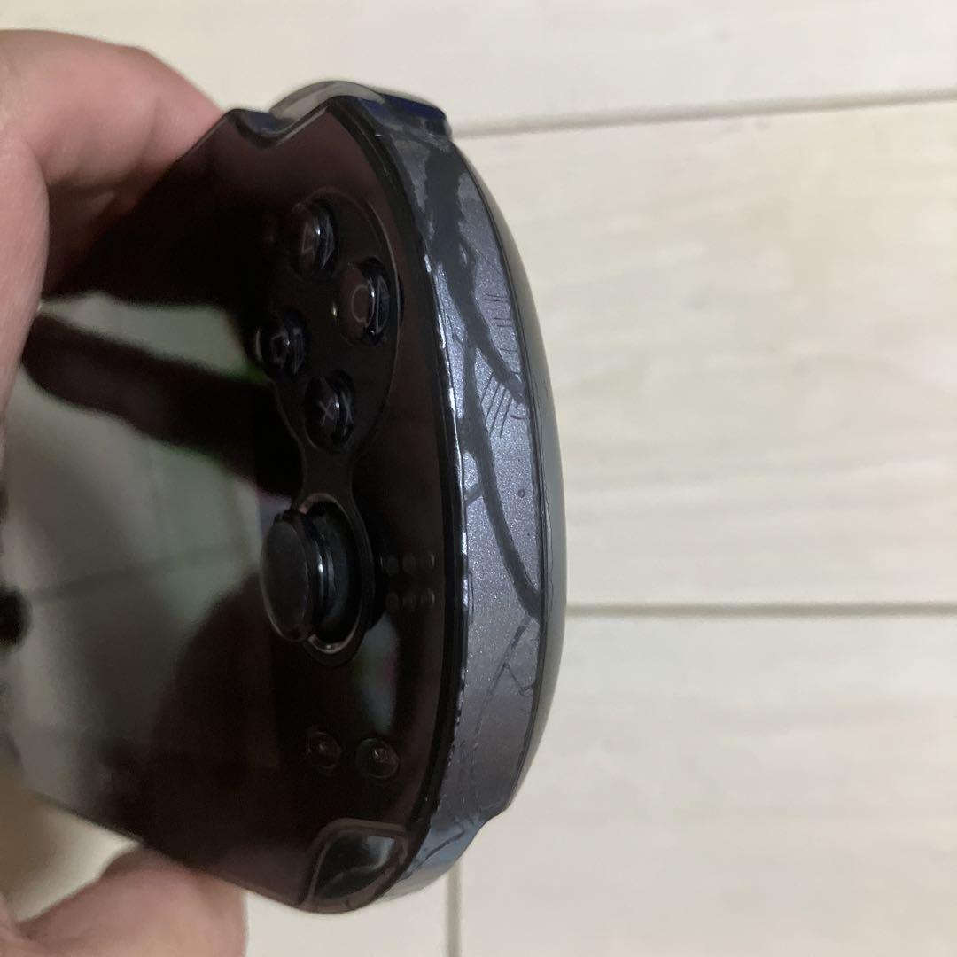SONY PSVITA PCH-1100 本体 動作品 ピーエス ビータ ソニー