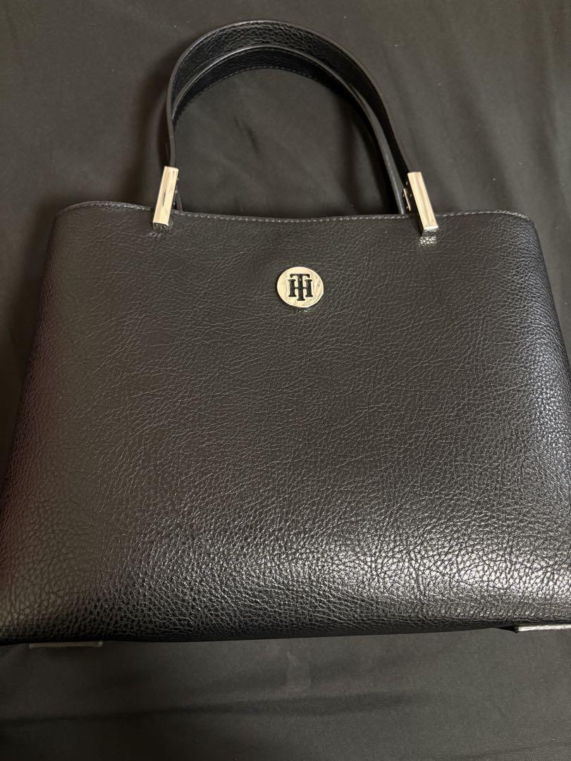 美品／Tommy Hilfiger ブラックトートバッグ