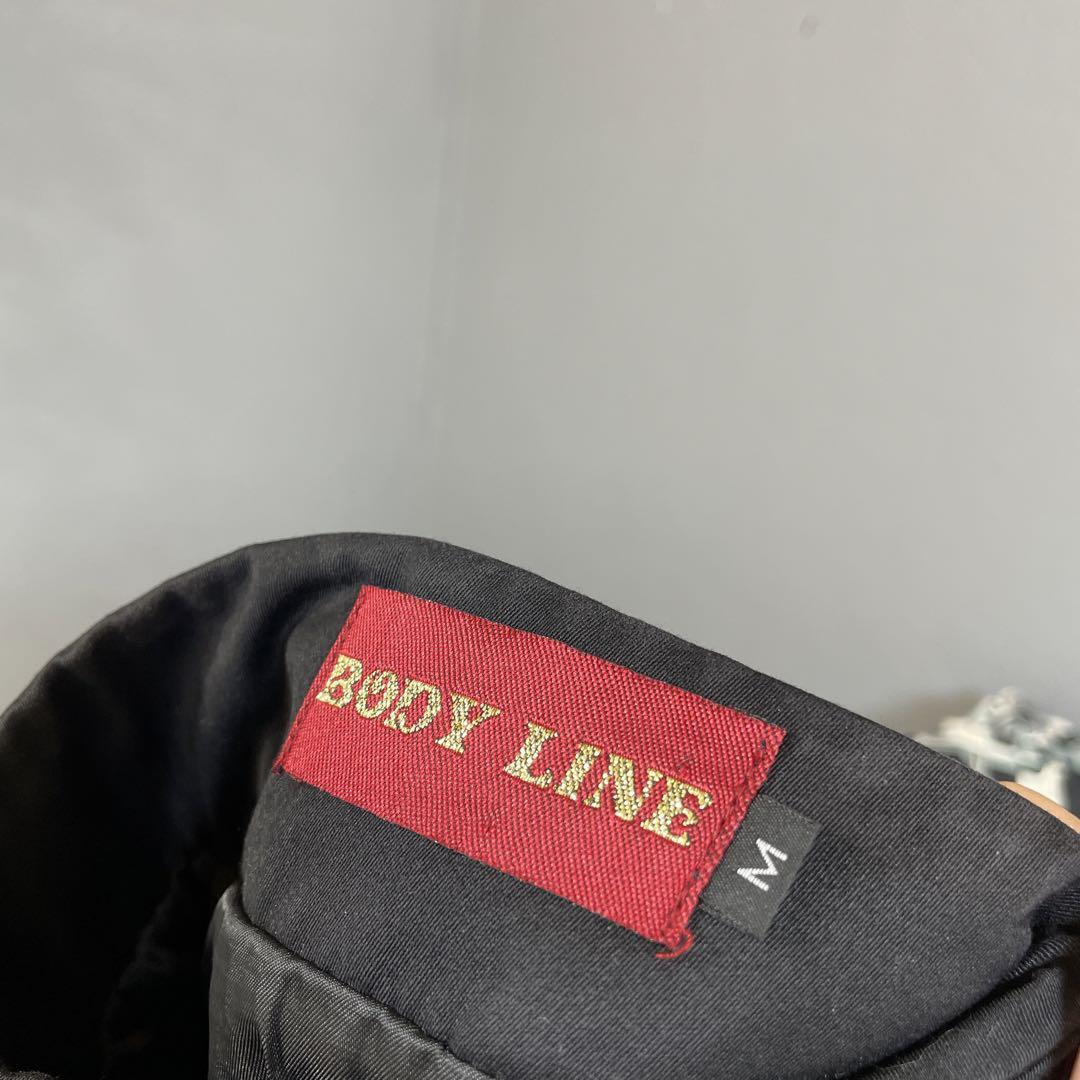 ゆったりサイズ　bodyline パンク　ケープ　コート