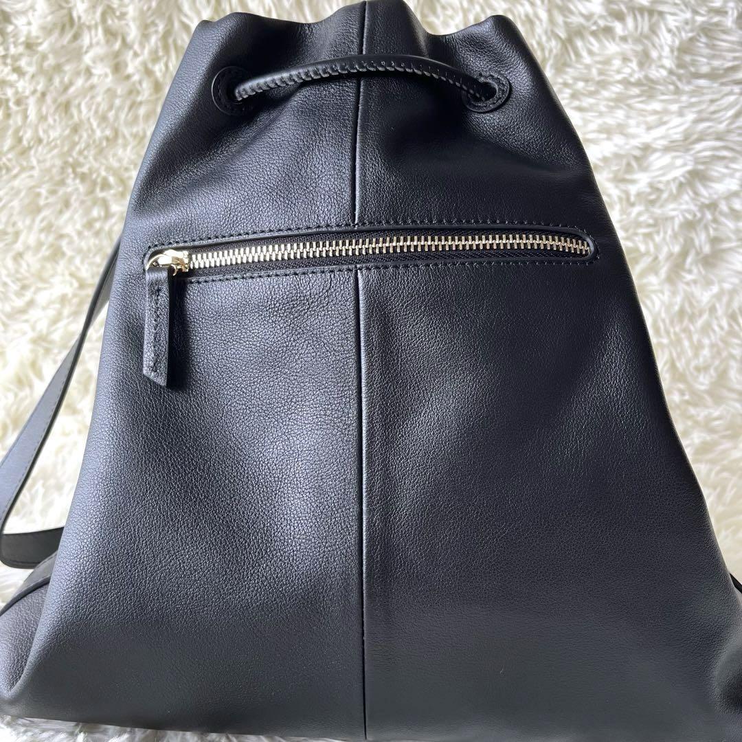 【美品】イアパピヨネ　オーバル チャーム 巾着 バッグ　ショルダーバッグ 美品 ear イアパピヨネ オーバルチャーム巾着バッグ L