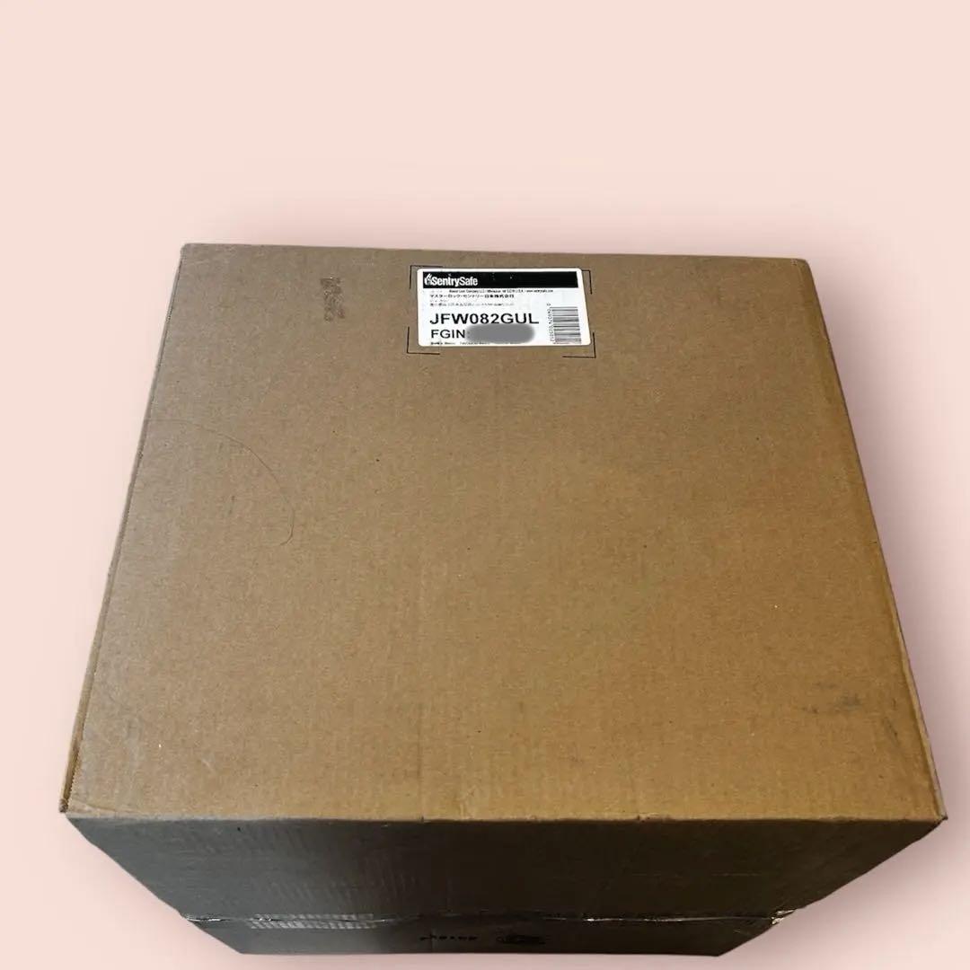 新品未使用】 金庫 耐火金庫 セントリー 耐水 テンキー式 +