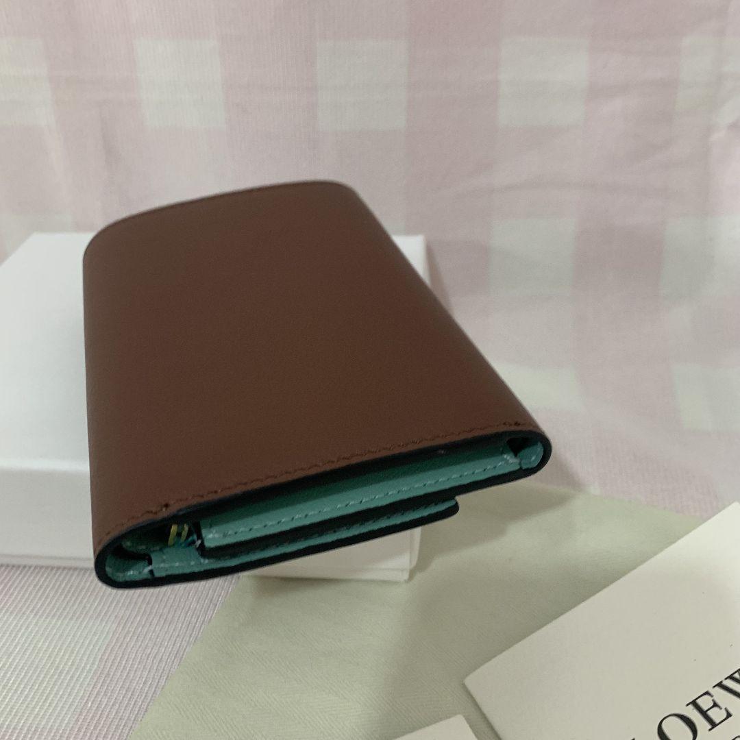 ロエベ スモールウォレット ジブリ 三つ折り財布 - メルカリ