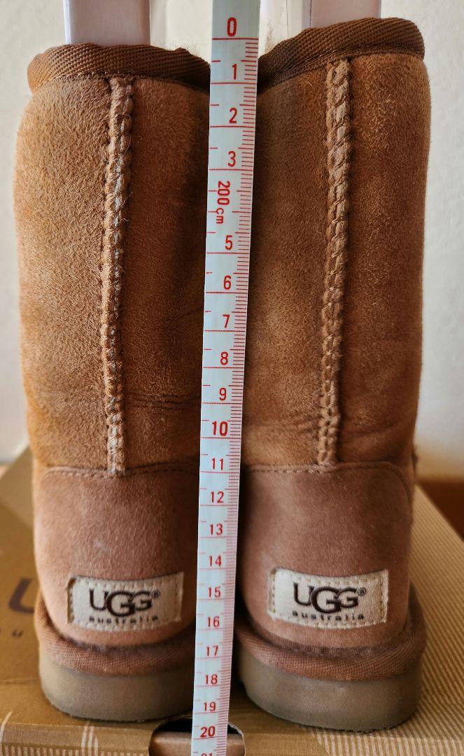 UGG　アグ　ムートンブーツ　ベージュ