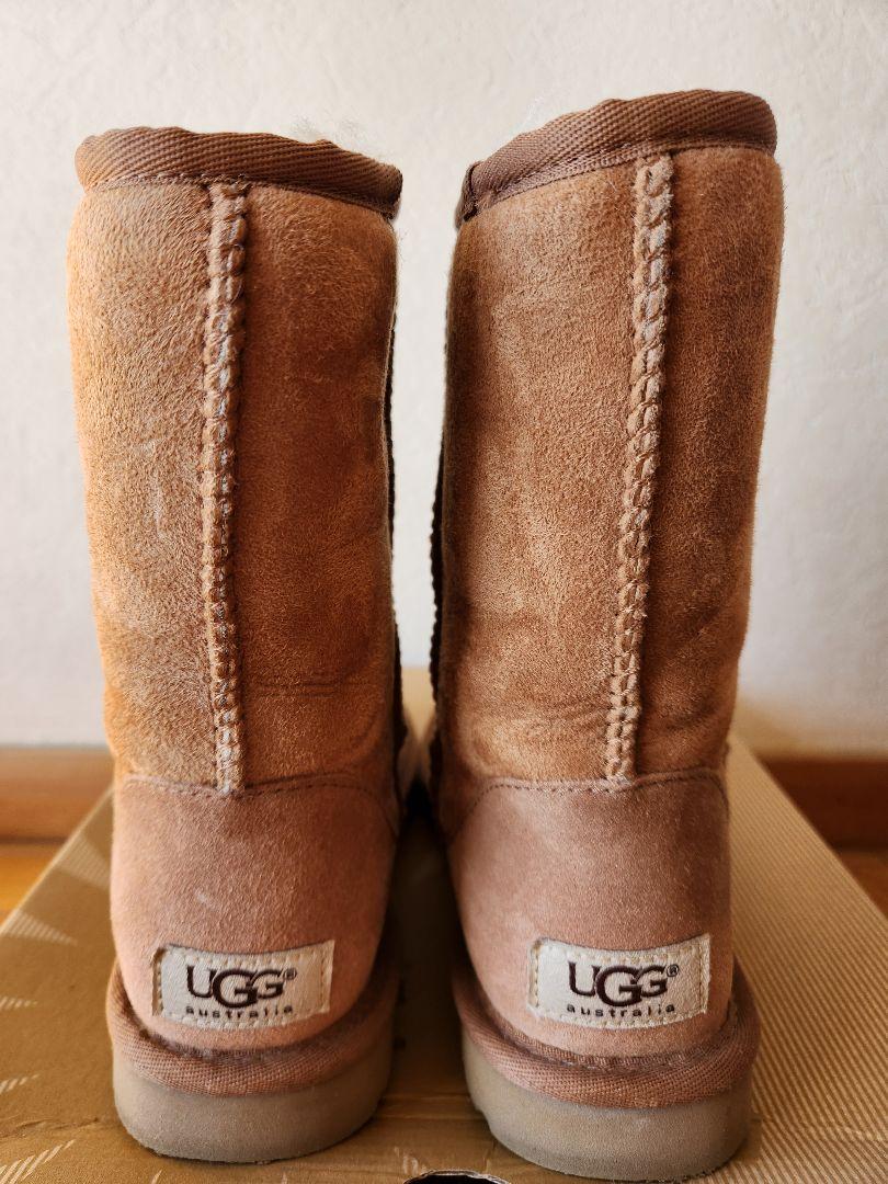 UGG　アグ　ムートンブーツ　ベージュ