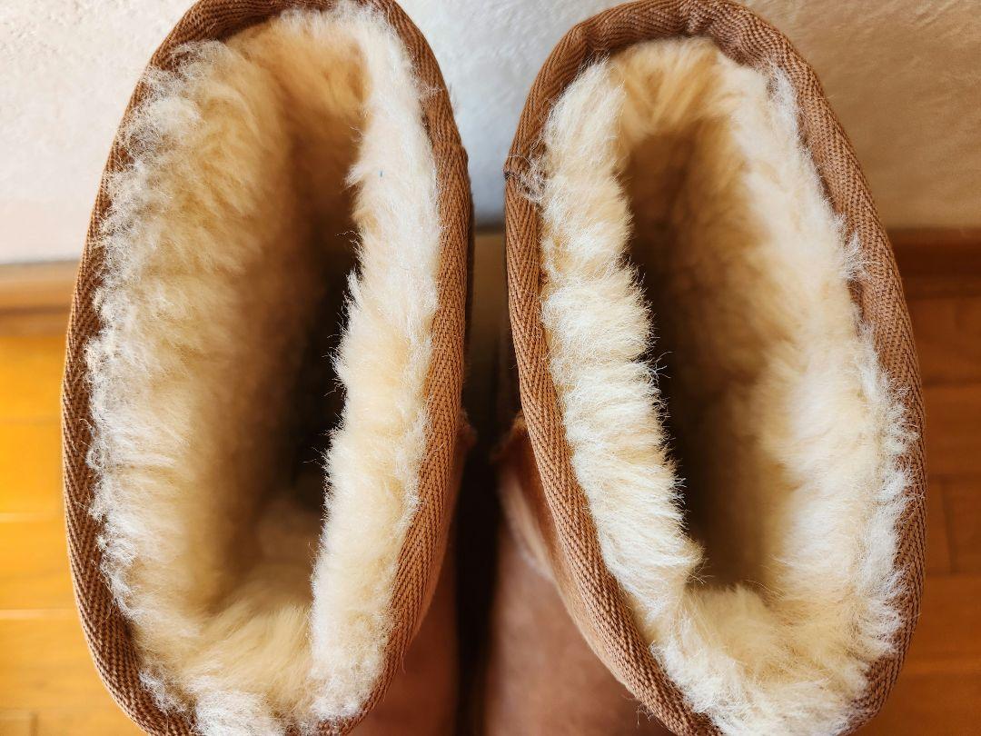 UGG　アグ　ムートンブーツ　ベージュ