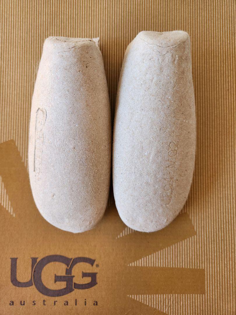UGG　アグ　ムートンブーツ　ベージュ