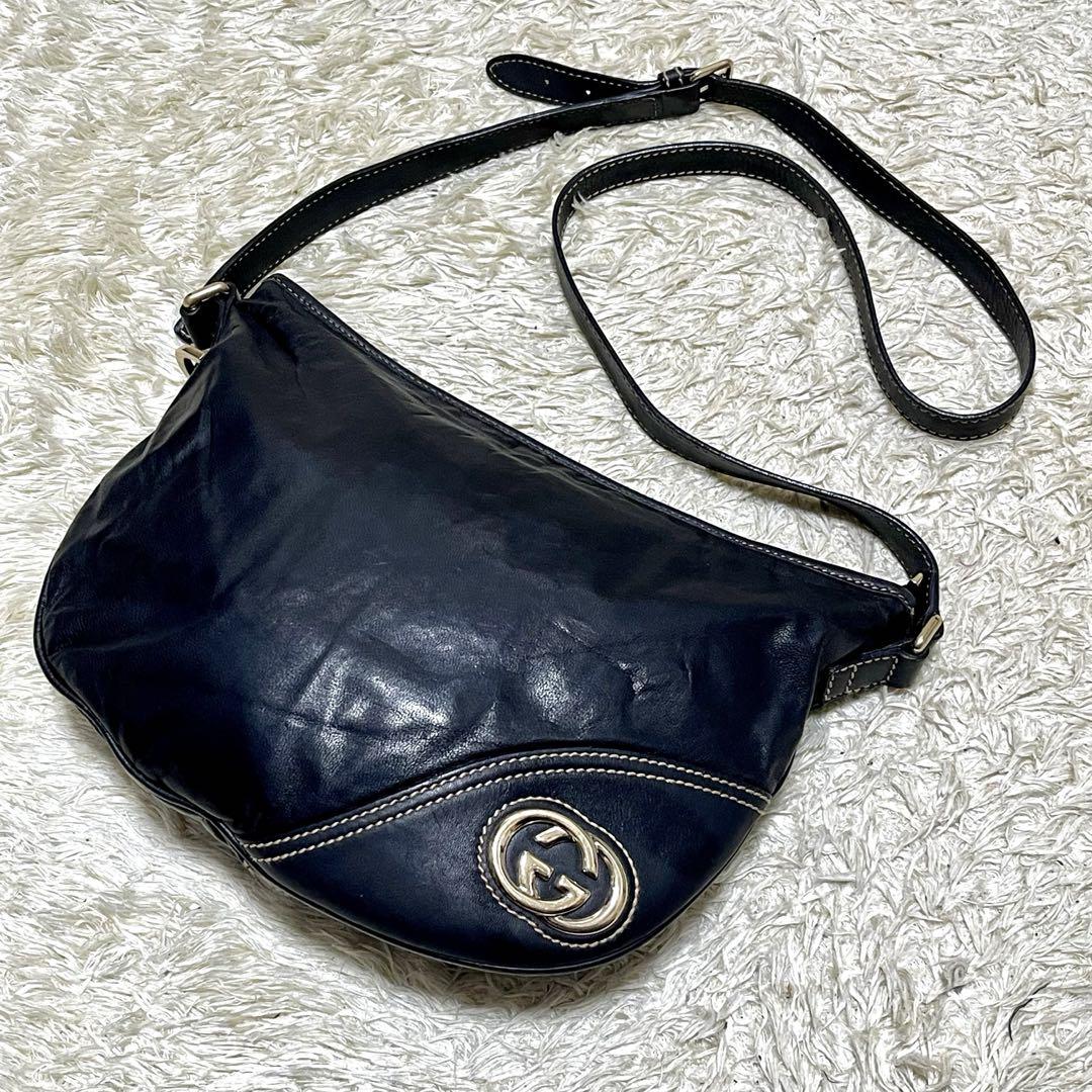 極美品✨GUCCI  ショルダーバッグ　レザー　ゴールド金具　インターロッキング