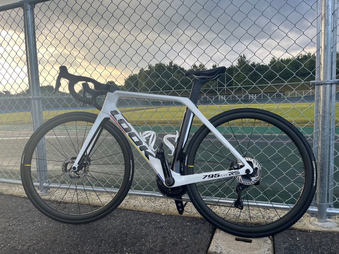 LOOK 795 ブレードRS2022Sサイズデュラエース R9270 12S LOOK 795 ブレードRS2022Sサイズデュラエース R9270 12S