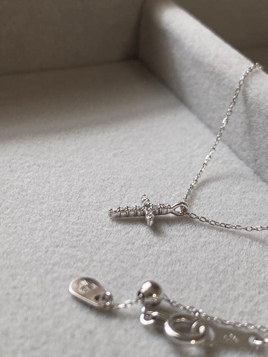 ete/エテ ダイヤモンドクロスネックレス K18WGロジウムコーティング