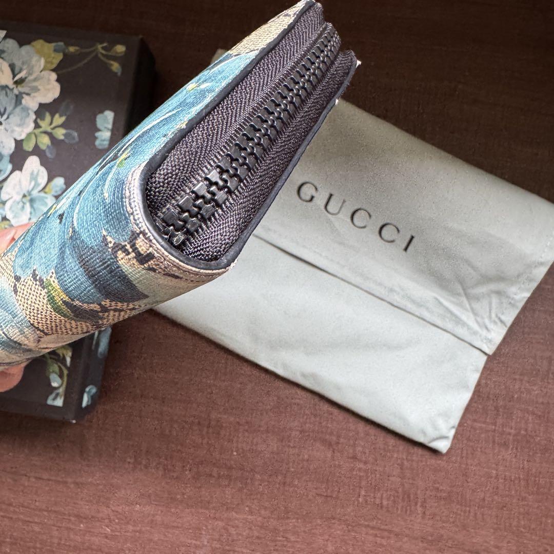 GUCCI グッチ GG スプリームブルームスラウンドファスナー 花柄