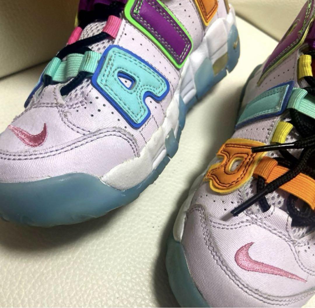 NIKE ナイキエアモア　キッズ　レディース　スニーカー　22.0