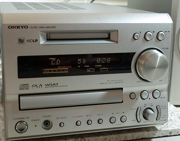 ONKYO FR-X9A  リモコン付き MD/CD チューナー 動作品