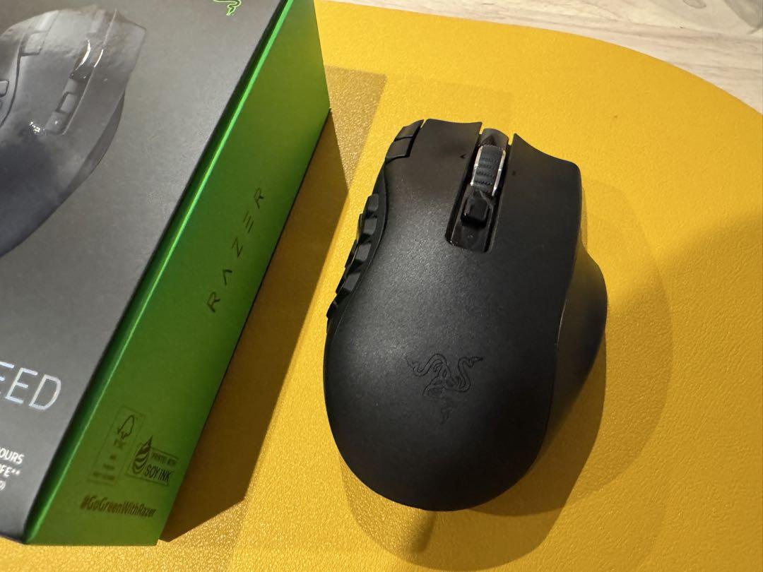 Razer naga V2 hyperspeed レイザーマウス