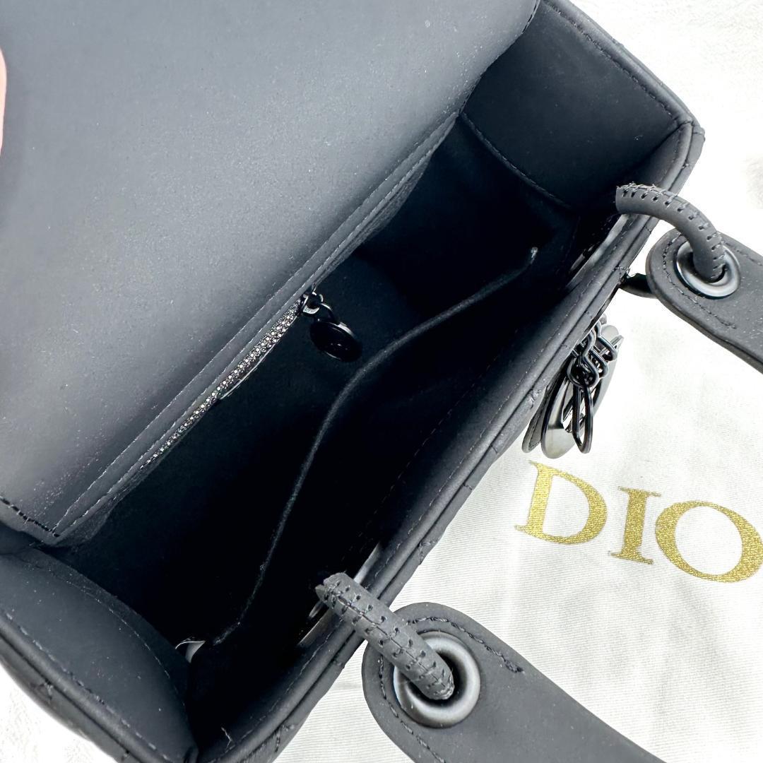 美品 レディディオール LADY DIORミディアム ウルトラマット 美品 レディディオール LADY DIORミディアム ウルトラマット