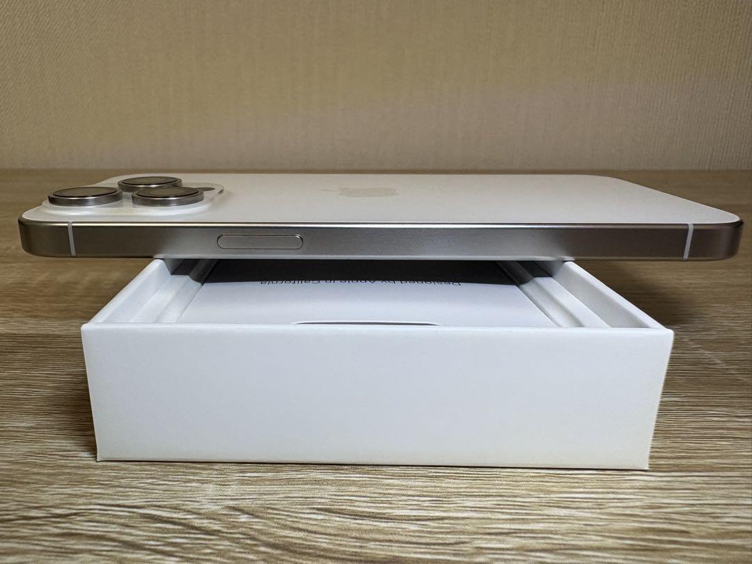 iPhone15ProMax 256GB ホワイトチタニウム