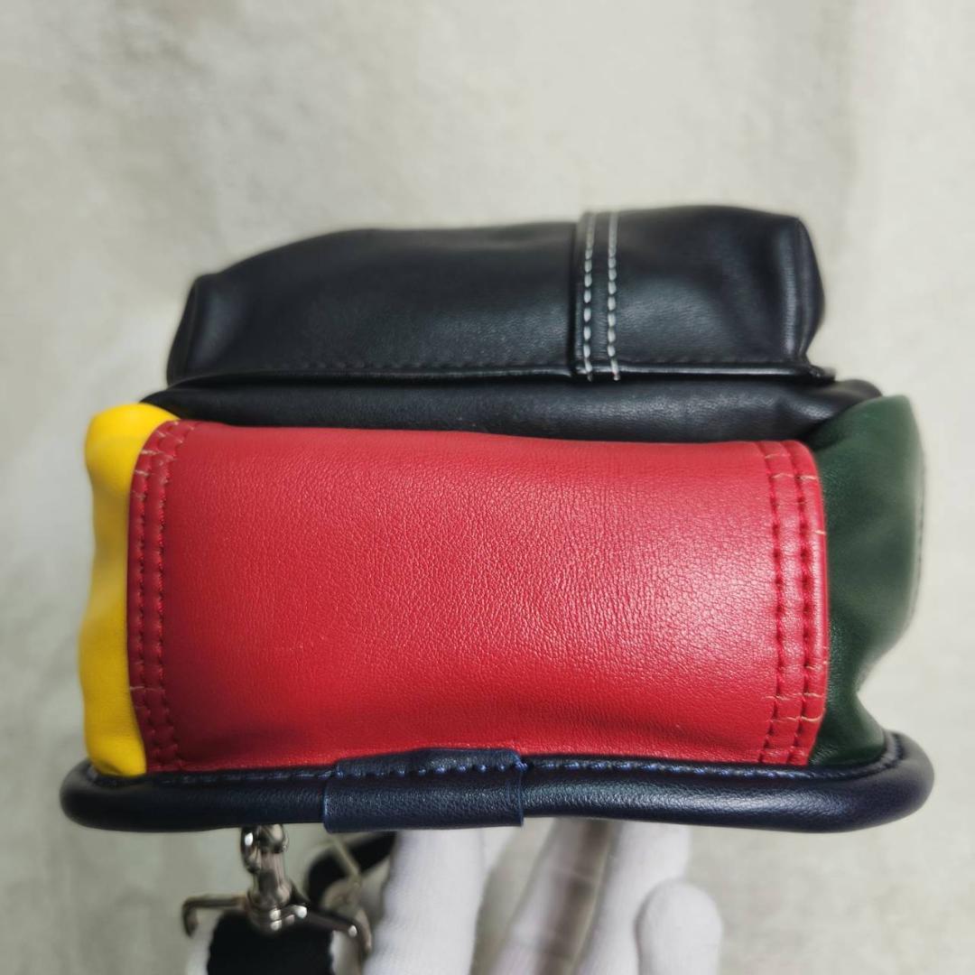 美品　カステルバジャック　ドミネ　ボディバッグ　斜め掛け　ショルダーバッグ
