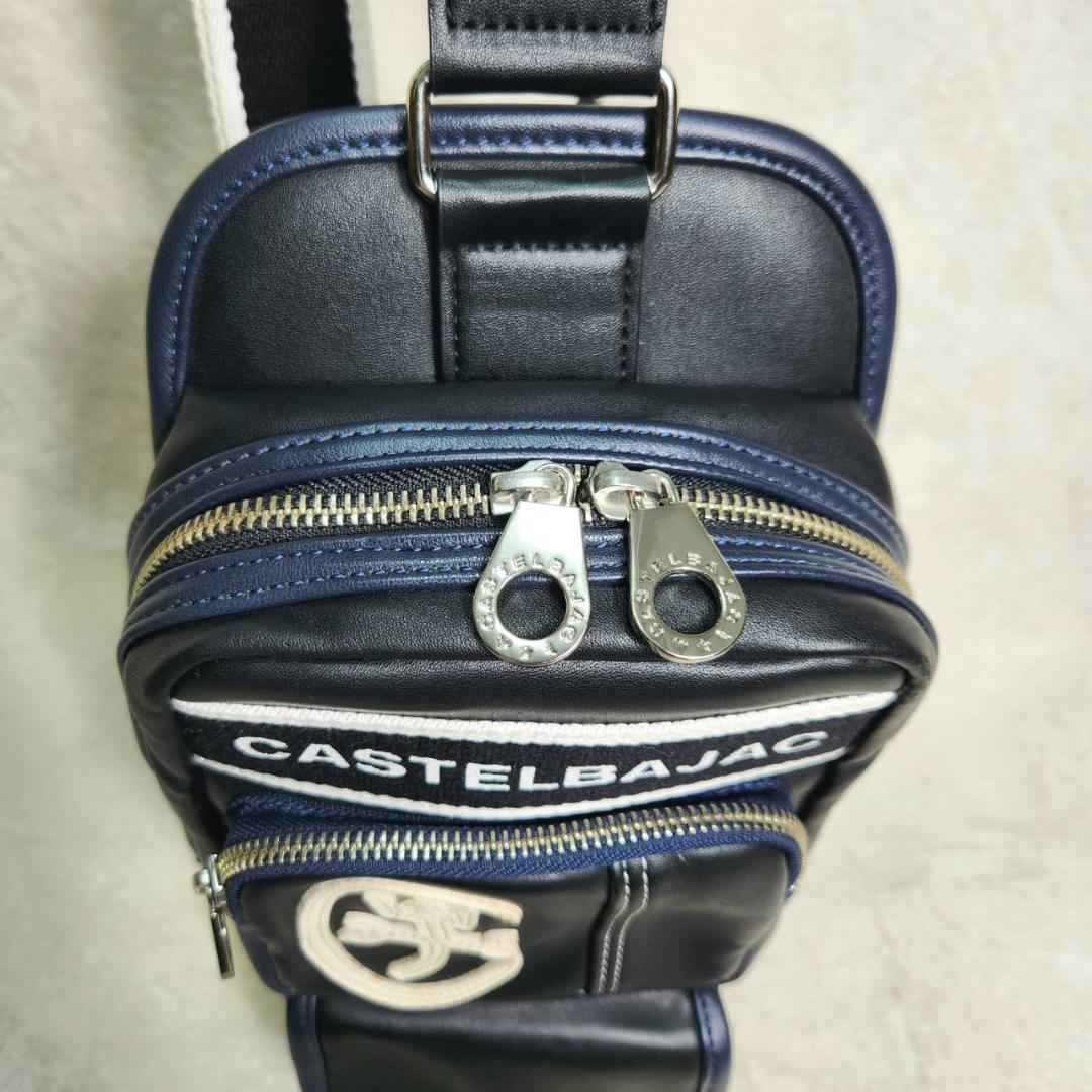 美品　カステルバジャック　ドミネ　ボディバッグ　斜め掛け　ショルダーバッグ