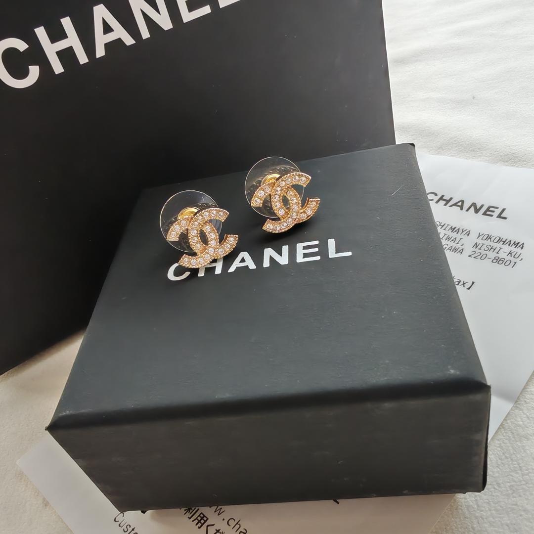 CHANEL ココマーク 定番 ゴールド ピアス 23,952円
