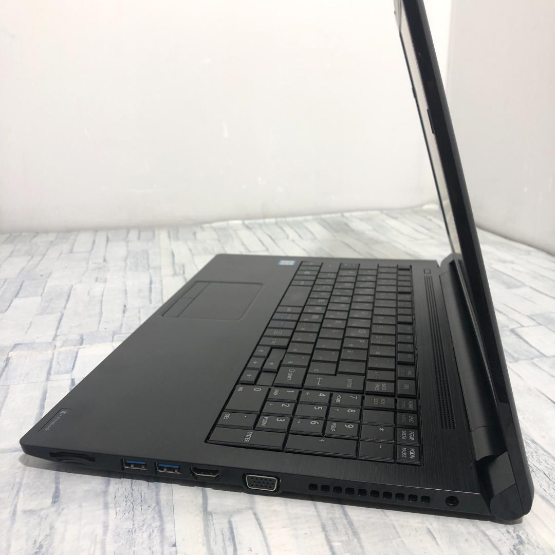 東芝 ノートパソコン本体 第8世代Core i7/SSD256GB/8GB搭載