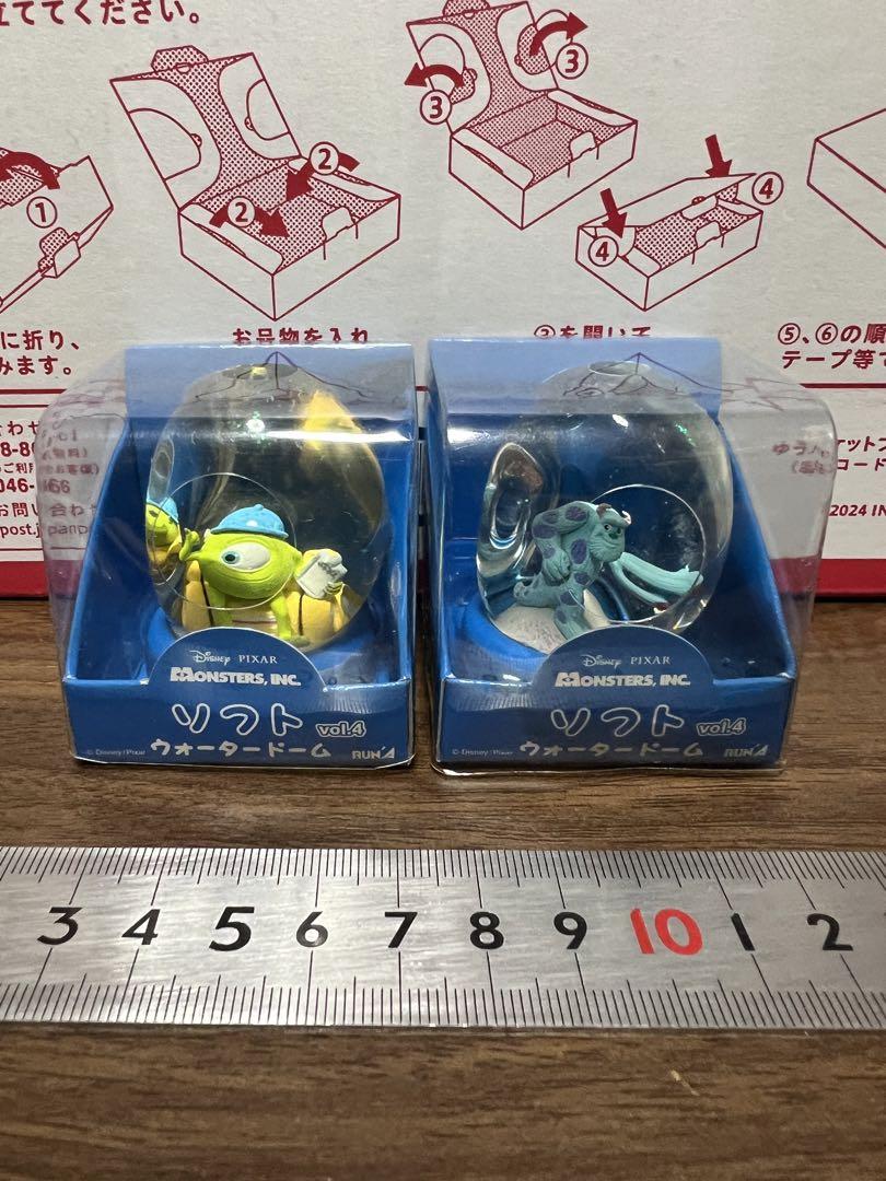 ラブリック　着ぐるみ　ペコちゃん　赤蓄光　フィギュア　ベアブリック