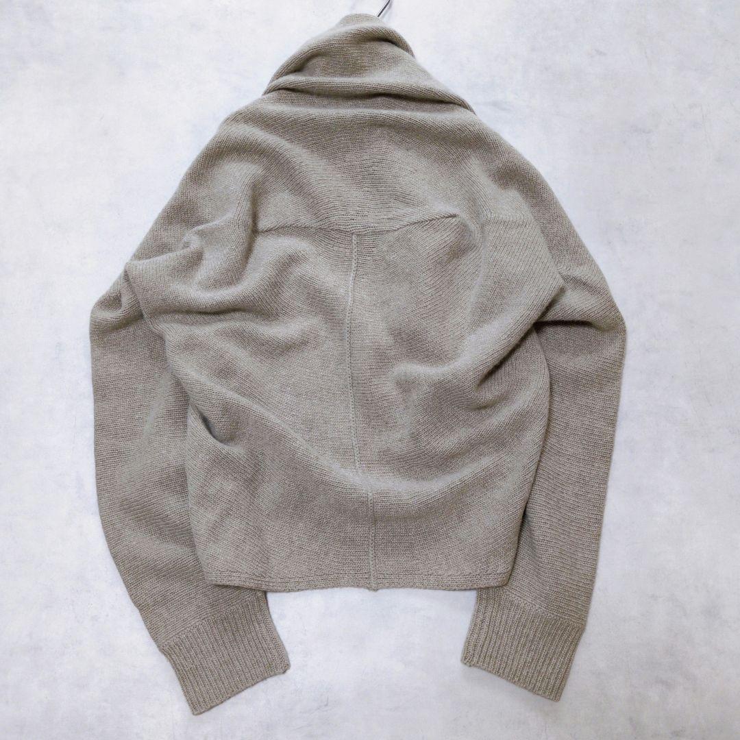 カシミヤ混✨️MaxMara ボレロカーディガン 白タグ イタリア製 ふんわり❁ カシミヤ混✨️MaxMara ボレロカーディガン 白タグ イタリア製 ふんわり❁