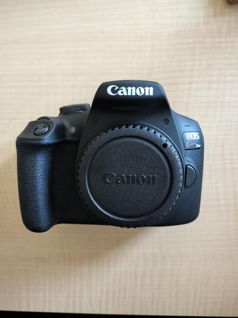 Canon デジタル一眼レフカメラ EOS Kiss X90 標準ズームキット