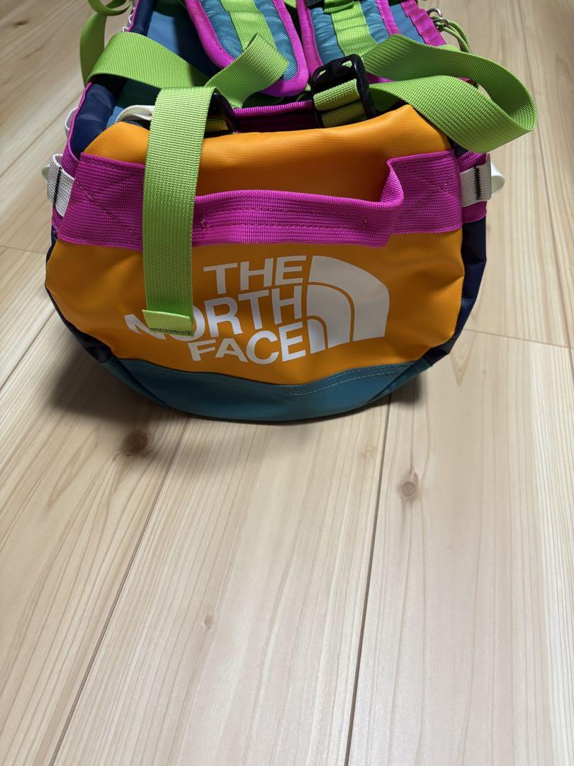 THE NORTH FACE カラフルダッフルバッグ
