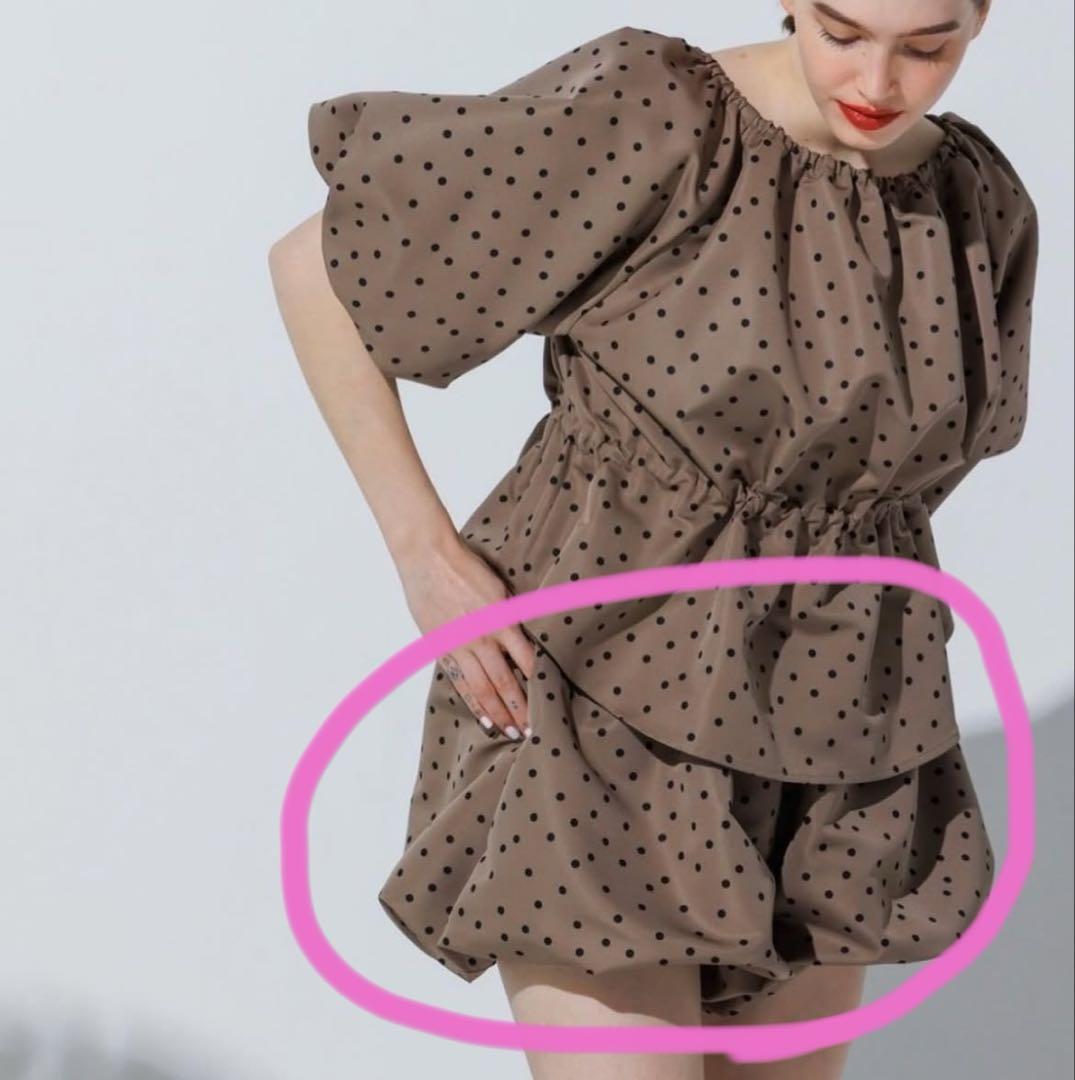 SLY | BOX PLEATS STRETCHY ショートパンツ (ショートパンツ