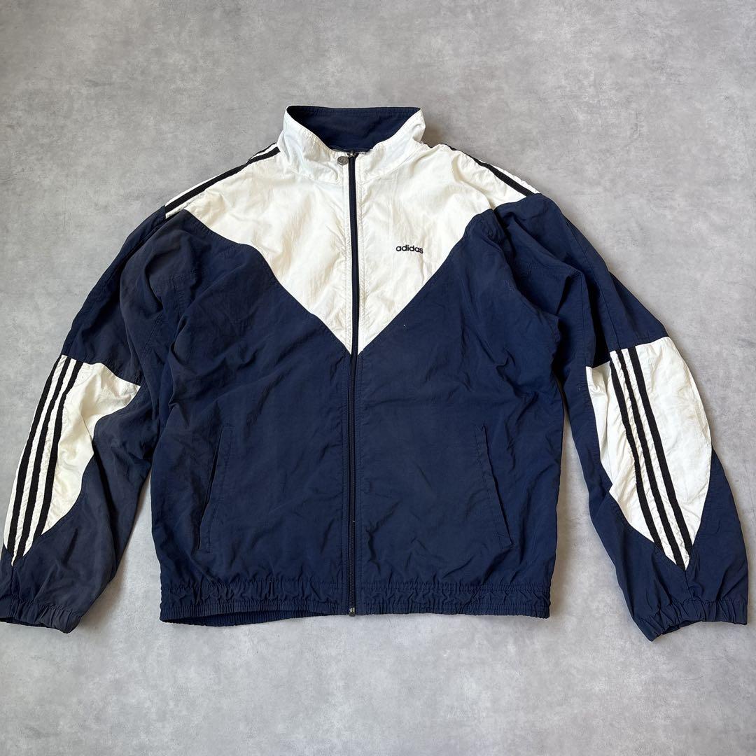 ★ 90s adidas 万国旗　サイドライン　刺繍ロゴ　ナイロンジャケット　S