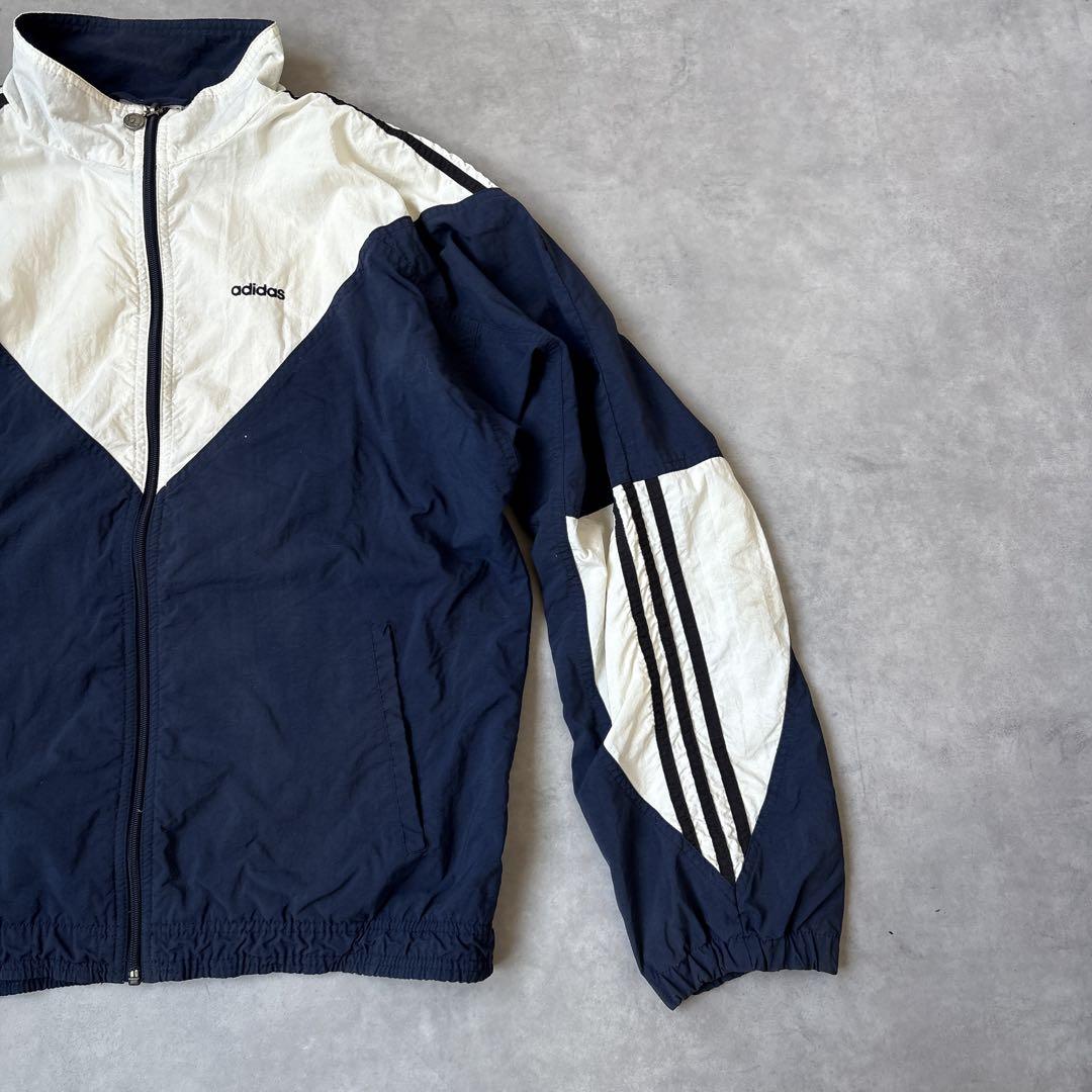 ★ 90s adidas 万国旗　サイドライン　刺繍ロゴ　ナイロンジャケット　S