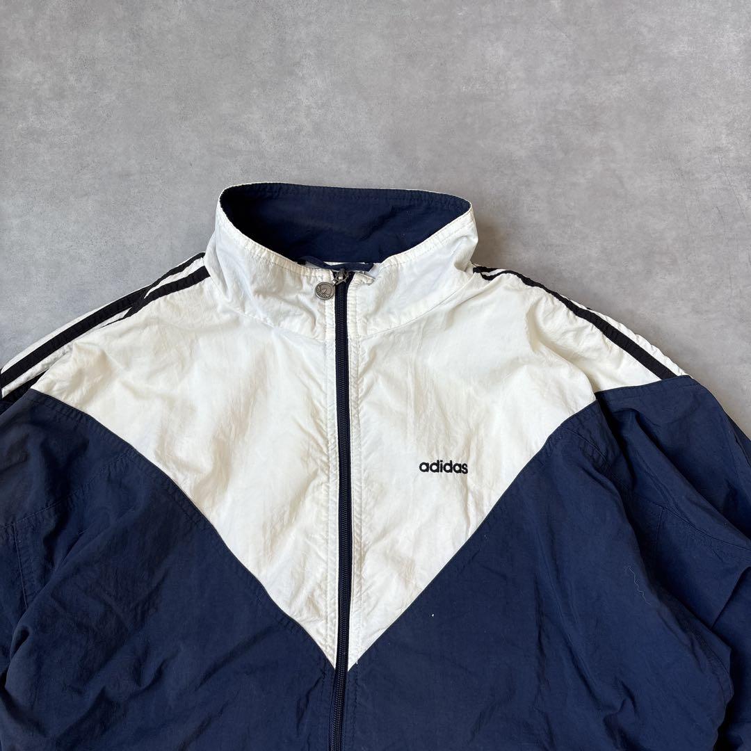 ★ 90s adidas 万国旗　サイドライン　刺繍ロゴ　ナイロンジャケット　S