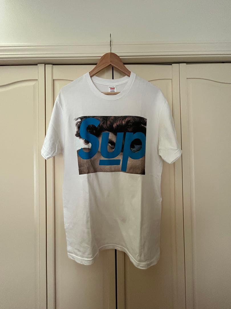 UNDERCOVER SUPREME 2023 Tee タグ・ステッカー付き