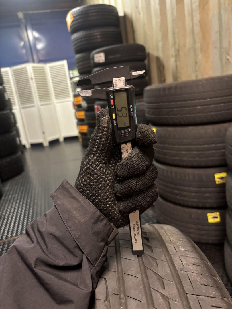 ◇送料込み◇215/45R17 中古サマータイヤ2本　2021年製造
