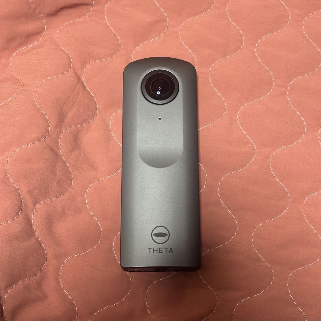 RICOH THETA