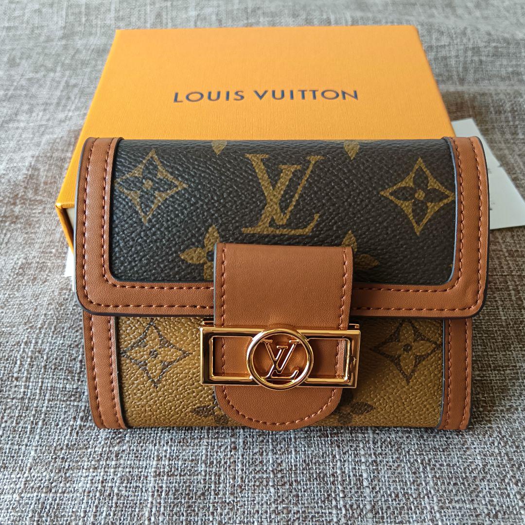 M68725財布