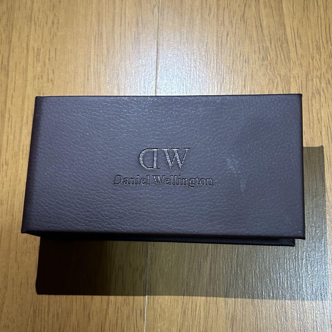 DW 腕時計　箱付き