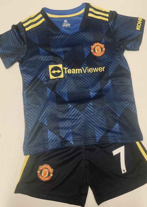140cmユナイテッド ロナウド 子供サッカーユニフォーム三点セット - メルカリ 140cmユナイテッド ロナウド 子供サッカーユニフォーム三点セット - メルカリ