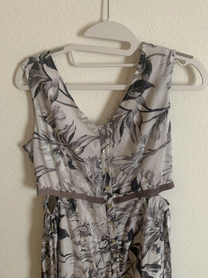 Floral Cut-Out Long Dress herlipto