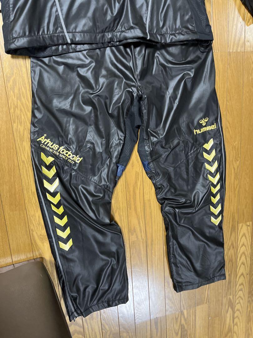 hummel ブラック ピステ・ウィンドブレーカー